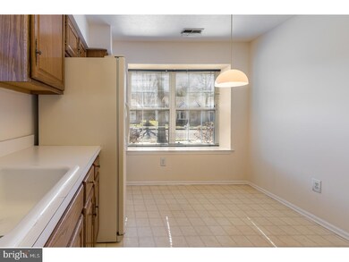 643 Cascade Dr S, Mount Laurel, NJ 08054 - photo 6