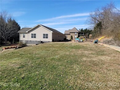 45 N Willow Brook Dr, Asheville, NC 28806 - photo 2