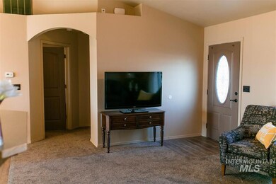 981 Zion St, Burley, ID 83318 - photo 5