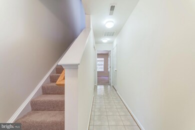 23080 Fontwell Square, Sterling, VA 20166 - photo 4