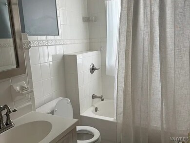 300 N Park Upper Unit Ave, Buffalo, NY 14216 - photo 5