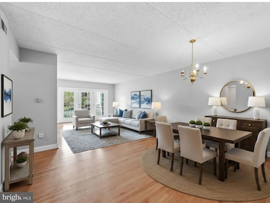 Windsor at Glen Mills unit 108, Glen Mills, PA 19342 - photo 6