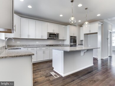 606 Quarterpath Way, Glen Burnie, MD 21060 - photo 5