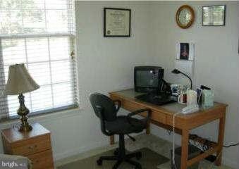 1595 Homeland Dr unit 2D, Sykesville, MD 21784 - photo 7