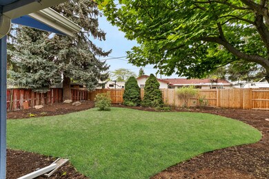 1232 NE Dempsey Dr, Bend, OR 97701 - photo 4