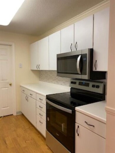 22 Windsor Ct, Keene, NH 03431 - photo 3