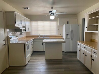 1513 Roosevelt Ave, Alamogordo, NM 88310 - photo 5