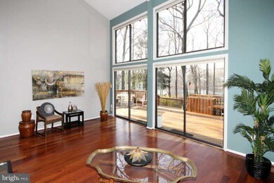 5422 Southport Ln, Fairfax, VA 22032 - photo 4