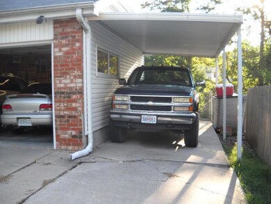CARPORT.jpg