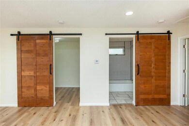 845 E 24th Ct, Des Moines, IA 50317 - photo 7