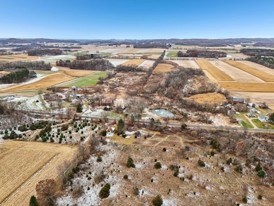 S1095 Town Hall Rd, Lyndon Station, WI 53944 - photo 7