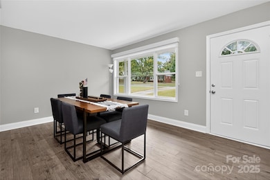 324 Clearbrook Rd, Matthews, NC 28105 - photo 3