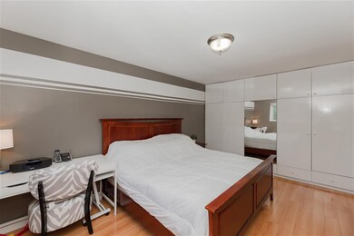 31 Towers St, Jersey City, NJ 07305 - photo 5