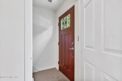 2 Weaver St unit 1st Floor, Greenwich, CT 06831 - photo 3