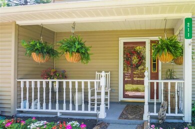 211 Tanite Rd, Stroudsburg, PA 18360 - photo 2