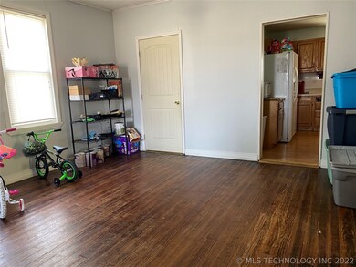 320 S Muskogee Ave, Claremore, OK 74017 - photo 7