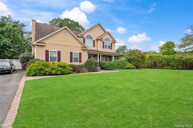 22 Southview Cir, Lake Grove, NY 11755 - photo 3