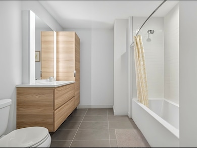 EchelonSeaport Towers 1 & 2 unit 1907, Boston, MA 02210 - photo 4