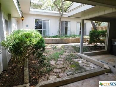 4 Timbercrest St, San Marcos, TX 78666 - photo 5