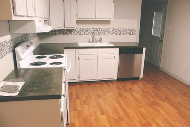 2211 Broadview Ave, Conway, AR 72034 - photo 6