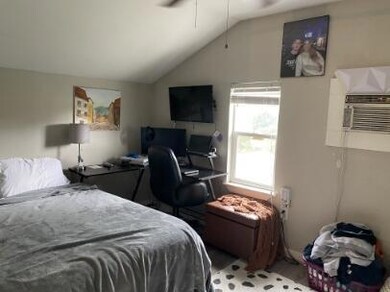 2305 14th St unit C, Lubbock, TX 79401 - photo 5