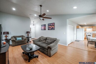 3746 Chicago St NE, Keizer, OR 97303 - photo 7