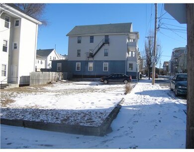 Land/Lot. Extra Lot