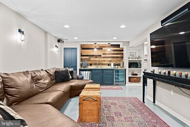 13389 Glen Taylor Ln, Herndon, VA 20171 - photo 6