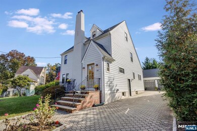 19 Harding Rd, Glen Rock, NJ 07452 - photo 2