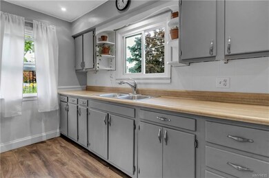 96 17th Ave, North Tonawanda, NY 14120 - photo 7