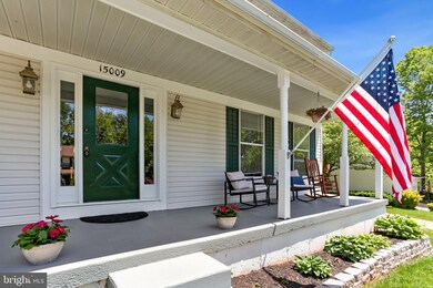 15009 Woodglen Ct, Dumfries, VA 22025 - photo 3