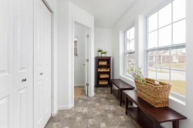 Entry TSP077-E2070-Staged-8