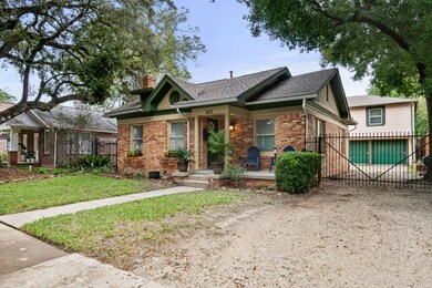 821 Pizer St, Houston, TX 77009 - photo 3