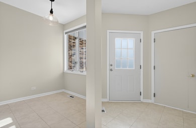 1225 S Parkside Dr unit AR12M1, Palatine, IL 60067 - photo 4