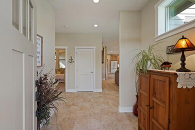 801 NW Rimrock Dr, Redmond, OR 97756 - photo 5