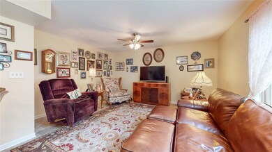 647 Danver Ln, Beech Grove, IN 46107 - photo 6