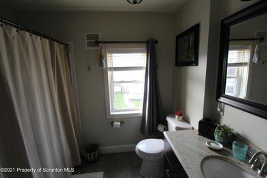 1613-1615 Dorothy St, Scranton, PA 18504 - photo 6
