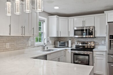 18 Joseph St, Worcester, MA 01604 - photo 6