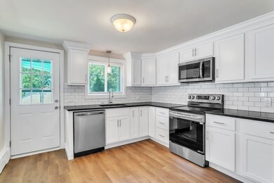 800 Wilbraham Rd, Springfield, MA 01109 - photo 6