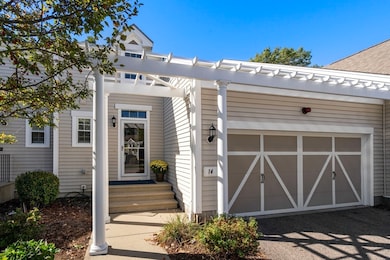 14 Iris Ct unit 14, Canton, MA 02021 - photo 2
