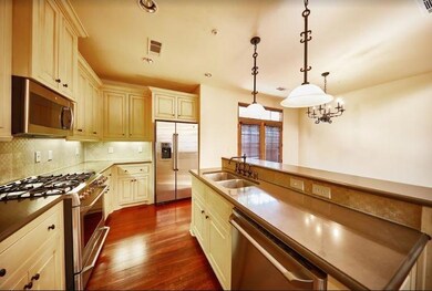 2510 N Henderson Ave unit 14, Dallas, TX 75206 - photo 2