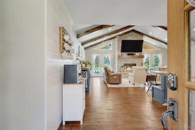 12906 S Garnett Rd, Broken Arrow, OK 74011 - photo 2