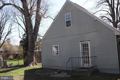1817 Centre St, Halethorpe, MD 21227 - photo 4