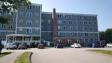 18 Park St unit 403, Saco, ME 04072 - photo 2