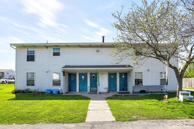 1-web-or-mls-305-stratford-way