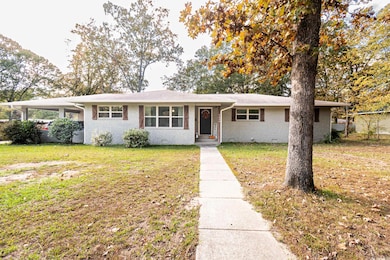 1404 Cypress St, Crossett, AR 71635 - photo 2