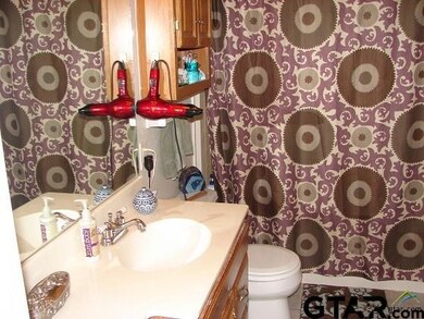 700 Loftin St, Tyler, TX 75701 - photo 7