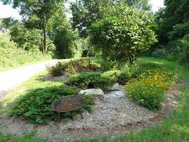 5620 W Martindale Ln, Peoria, IL 61615 - photo 2