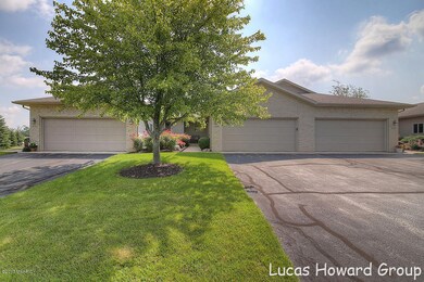 8124 Winding Dr SW unit 29, Byron Center, MI 49315 - photo 3