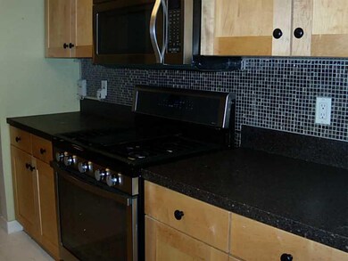 Kitchen. New beautiful kitchen with glass back spl